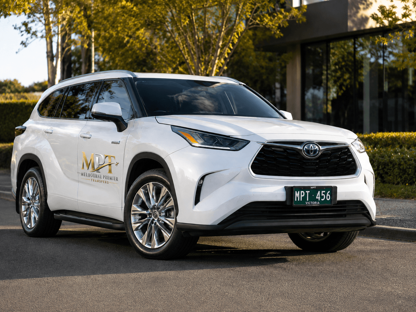 Toyota Kluger Grande premium SUV