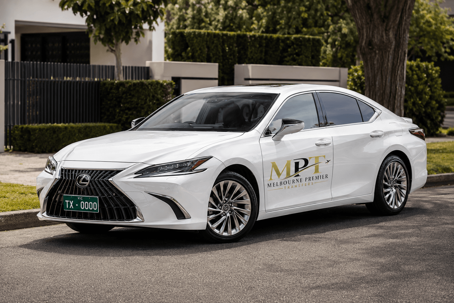 Lexus ES300h premium sedan